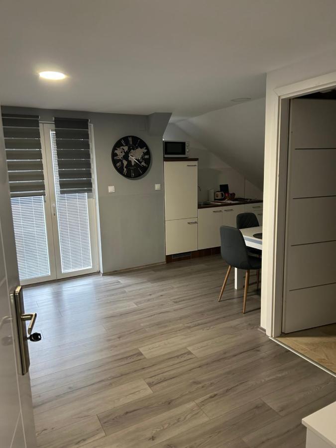 Apartmani "Stari Grad - Samobor" ภายนอก รูปภาพ